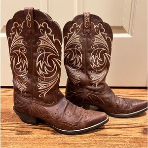 Ariat women’s leather boots size 8B